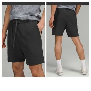 Lululemon Bowline Shorts Size M 8"‎ inseam Stretch Ripstop